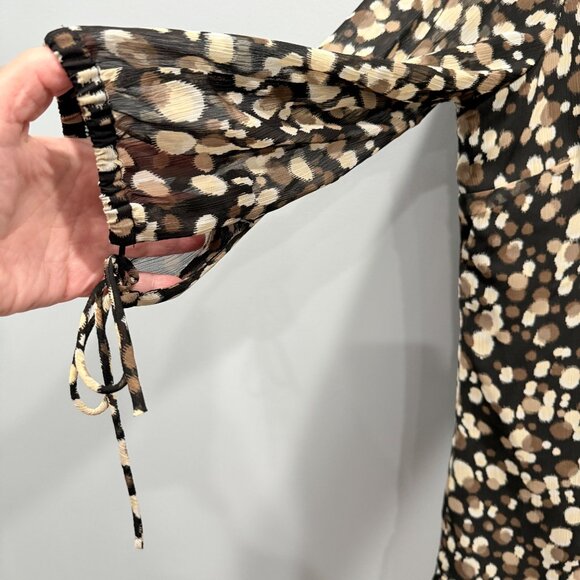 Jaclyn Smith Gemstone Neckline Animal Polka Dot Print Chiffon Tunic Top Size XL - Picture 3 of 11